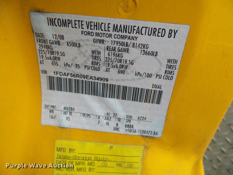 image for item DD8578 2009 Ford F550 Super Duty bucket truck