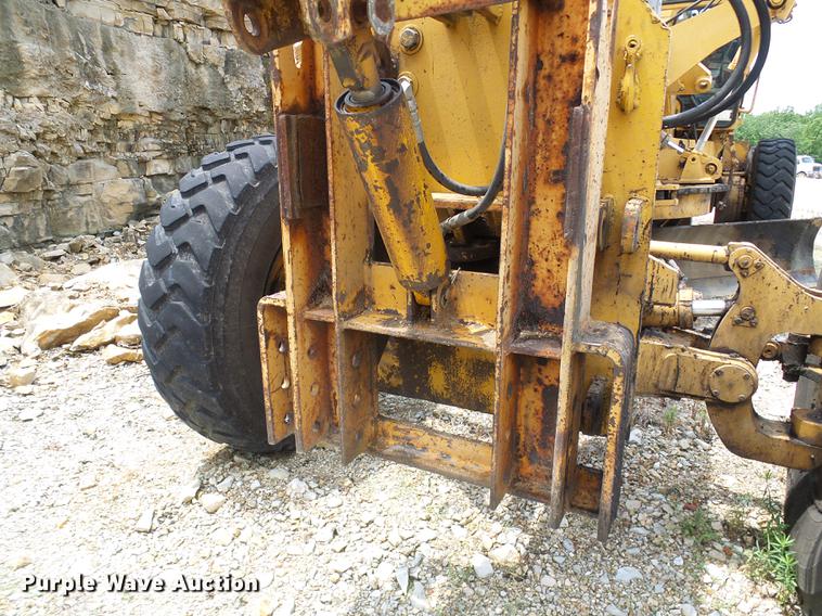 image for item DD8581 1995 Champion 720A motor grader