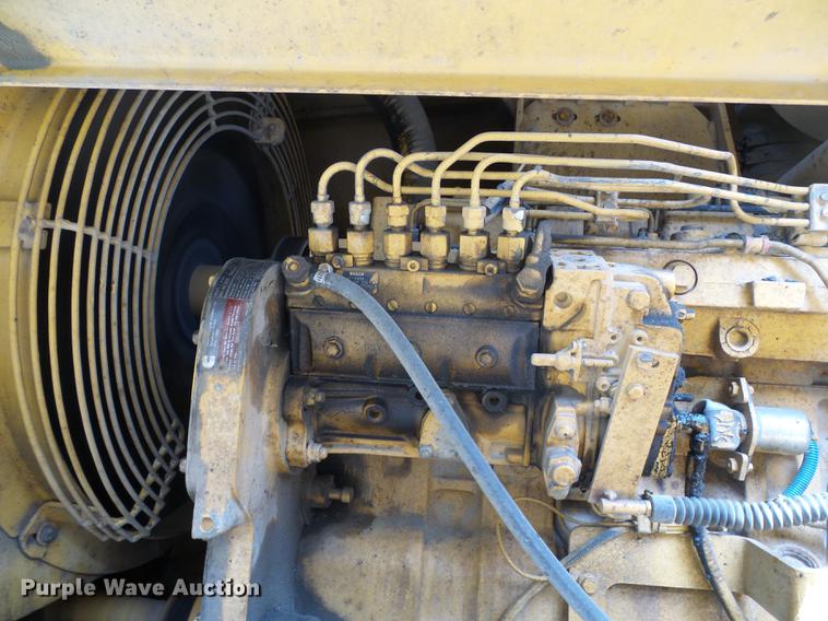 image for item DD8581 1995 Champion 720A motor grader