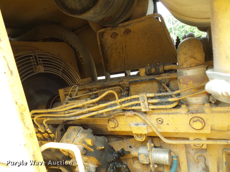 image for item DD8581 1995 Champion 720A motor grader