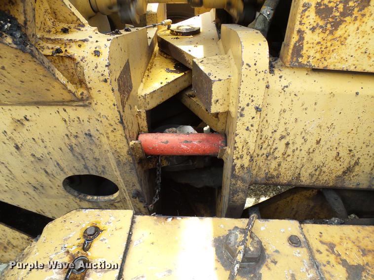 image for item DD8581 1995 Champion 720A motor grader