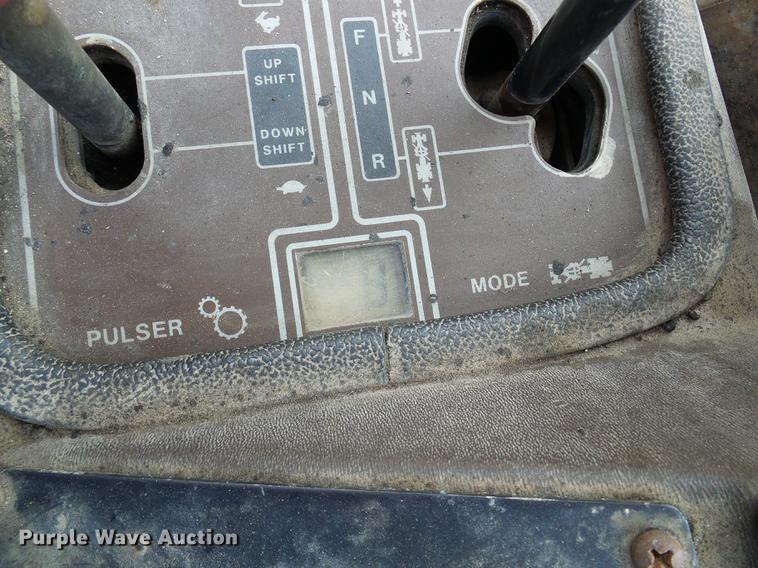 image for item DD8581 1995 Champion 720A motor grader