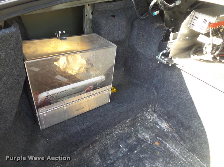 image for item DE3641 2011 Ford Crown Victoria Police Interceptor