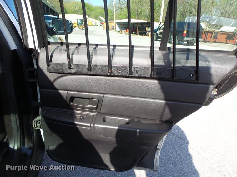 image for item DE3641 2011 Ford Crown Victoria Police Interceptor