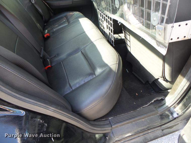 image for item DE3641 2011 Ford Crown Victoria Police Interceptor