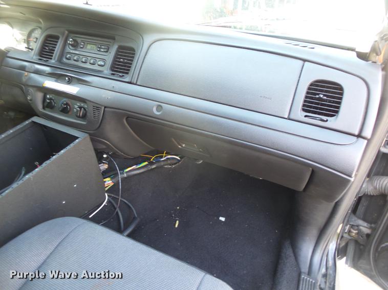 image for item DE3641 2011 Ford Crown Victoria Police Interceptor