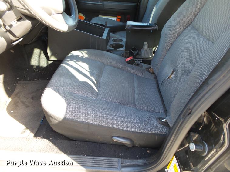 image for item DE3641 2011 Ford Crown Victoria Police Interceptor