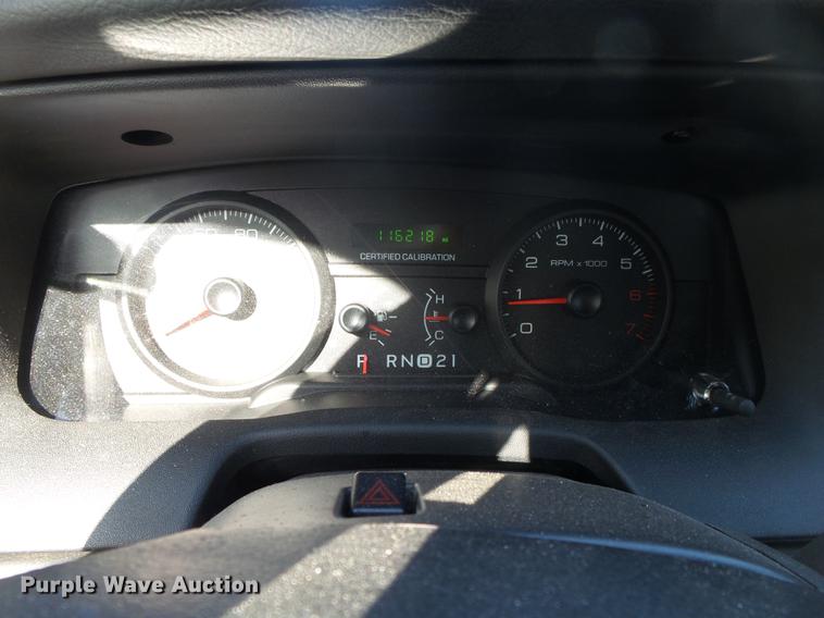 image for item DE3641 2011 Ford Crown Victoria Police Interceptor