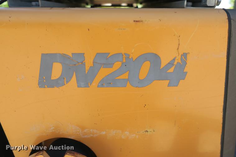 image for item DE3741 Case DV204 double drum vibratory roller