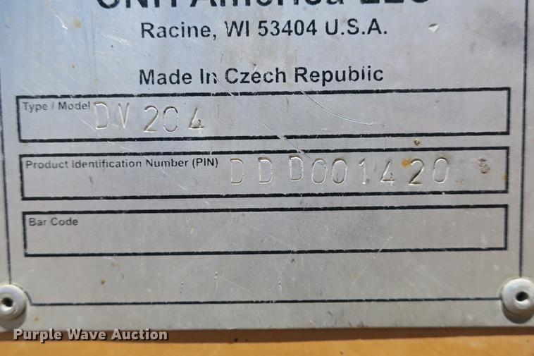 image for item DE3741 Case DV204 double drum vibratory roller