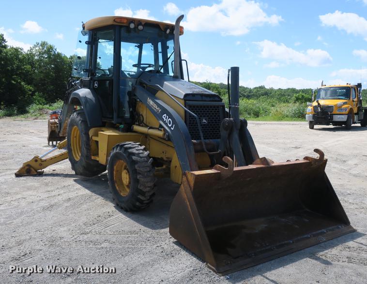image for item DE3742 2008 John Deere 410J backhoe