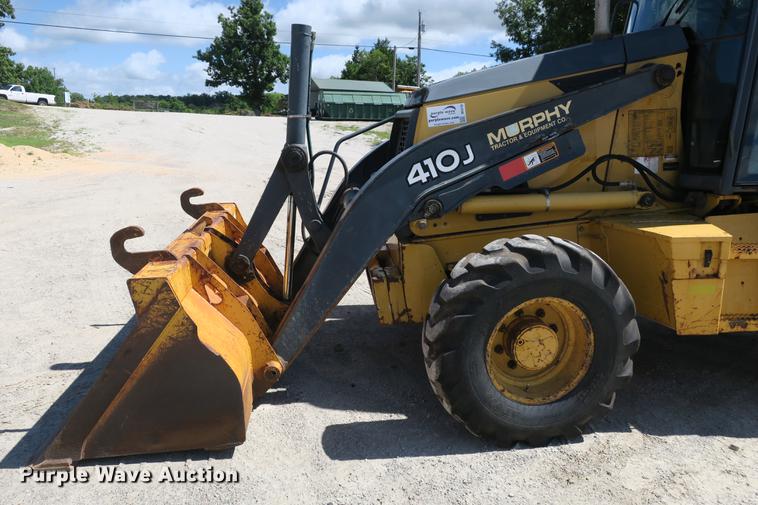 image for item DE3742 2008 John Deere 410J backhoe