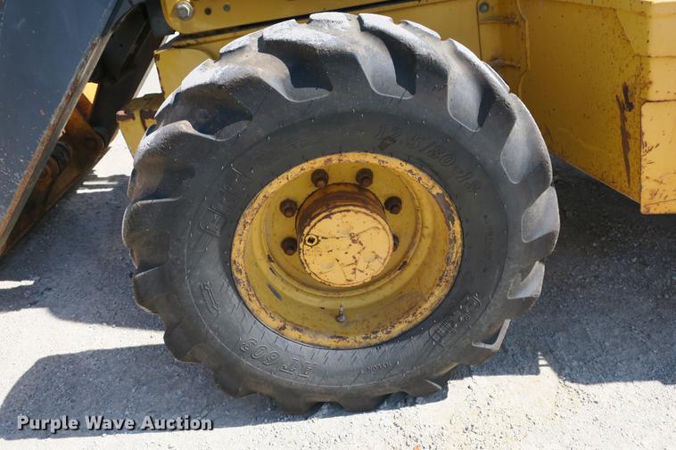 image for item DE3742 2008 John Deere 410J backhoe