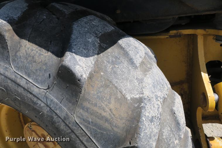 image for item DE3742 2008 John Deere 410J backhoe