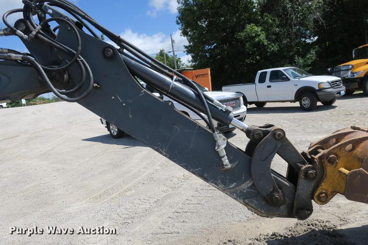 image for item DE3742 2008 John Deere 410J backhoe