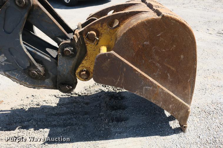 image for item DE3742 2008 John Deere 410J backhoe