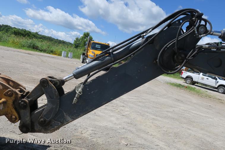 image for item DE3742 2008 John Deere 410J backhoe