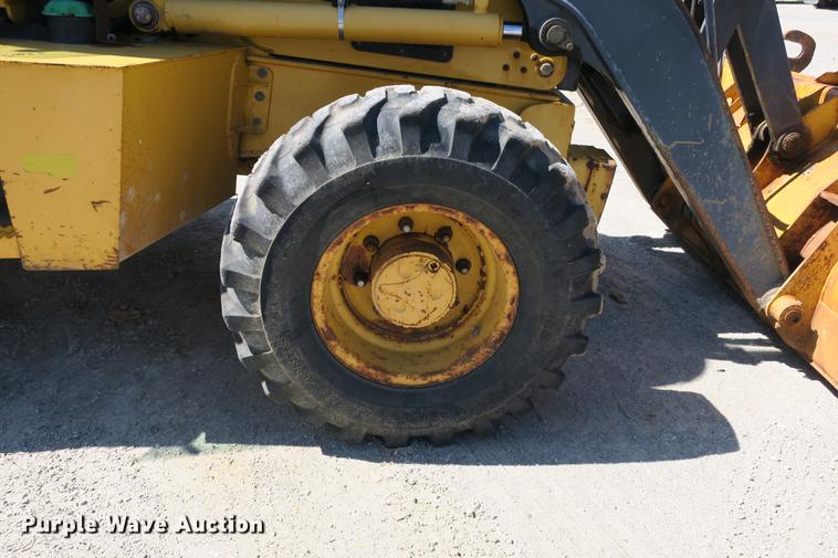 image for item DE3742 2008 John Deere 410J backhoe