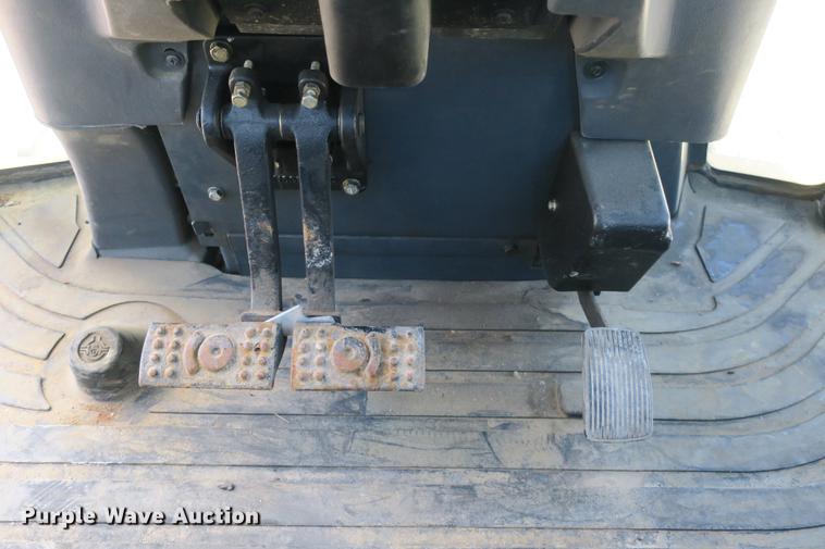 image for item DE3742 2008 John Deere 410J backhoe