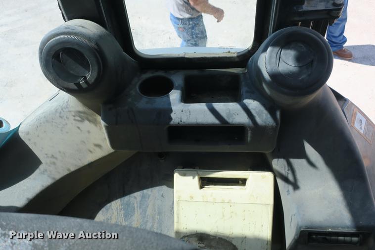 image for item DE3742 2008 John Deere 410J backhoe