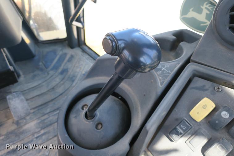 image for item DE3742 2008 John Deere 410J backhoe