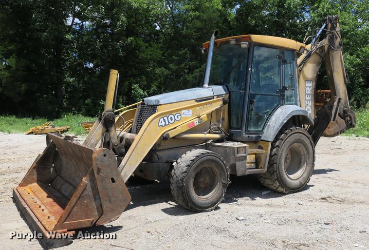 image for item DE3743 2003 John Deere 410G backhoe