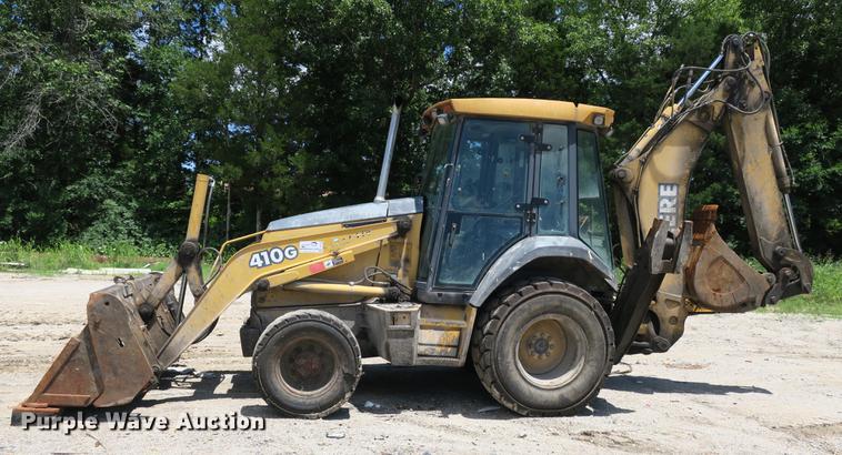 image for item DE3743 2003 John Deere 410G backhoe