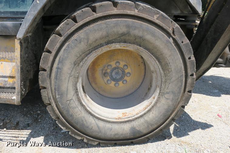 image for item DE3743 2003 John Deere 410G backhoe