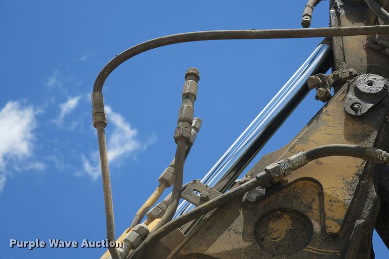 image for item DE3743 2003 John Deere 410G backhoe