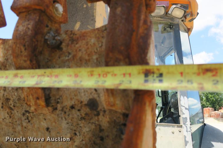 image for item DE3743 2003 John Deere 410G backhoe