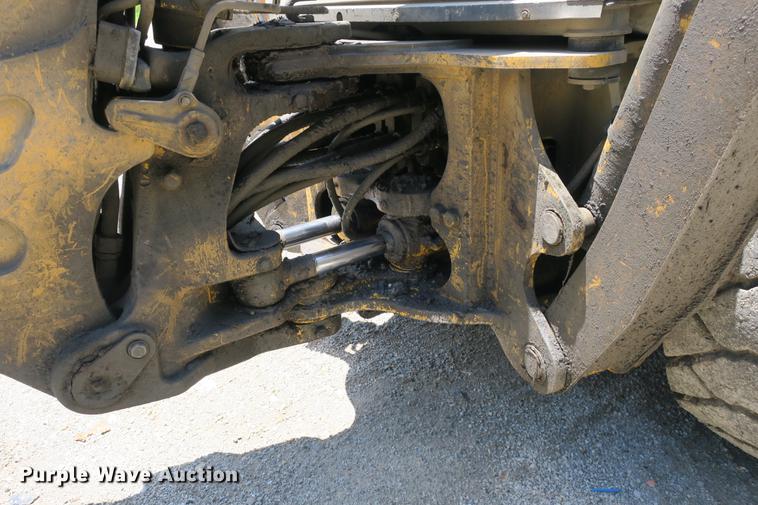 image for item DE3743 2003 John Deere 410G backhoe