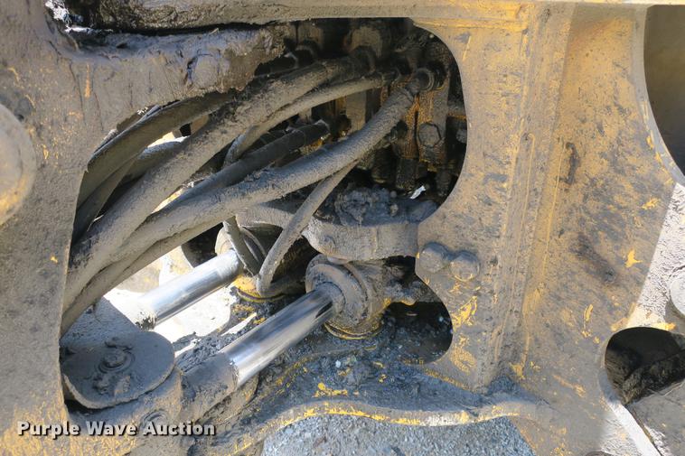 image for item DE3743 2003 John Deere 410G backhoe