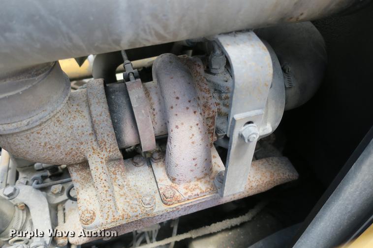 image for item DE3743 2003 John Deere 410G backhoe