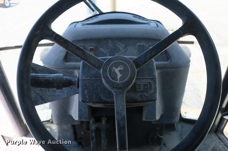 image for item DE3743 2003 John Deere 410G backhoe