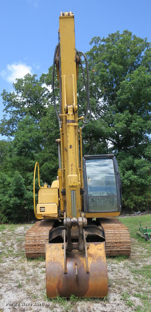 image for item DE3744 2004 John Deere 120C excavator
