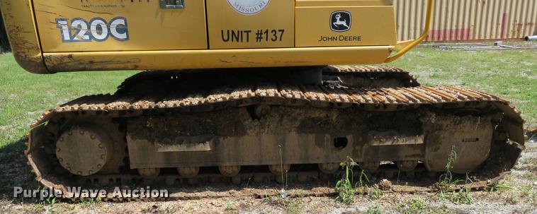 image for item DE3744 2004 John Deere 120C excavator