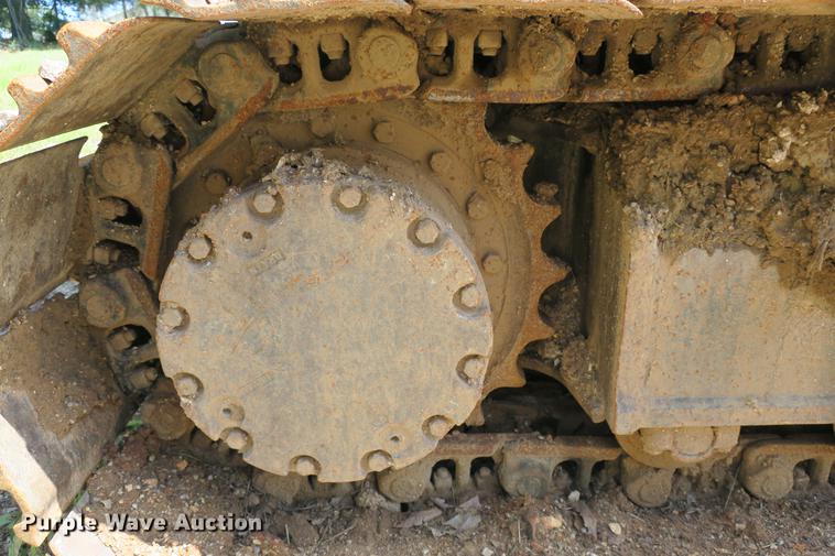 image for item DE3744 2004 John Deere 120C excavator