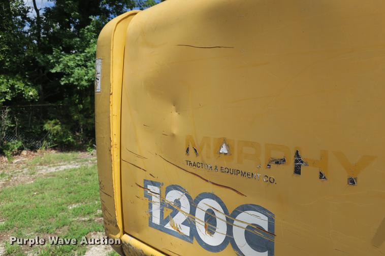 image for item DE3744 2004 John Deere 120C excavator