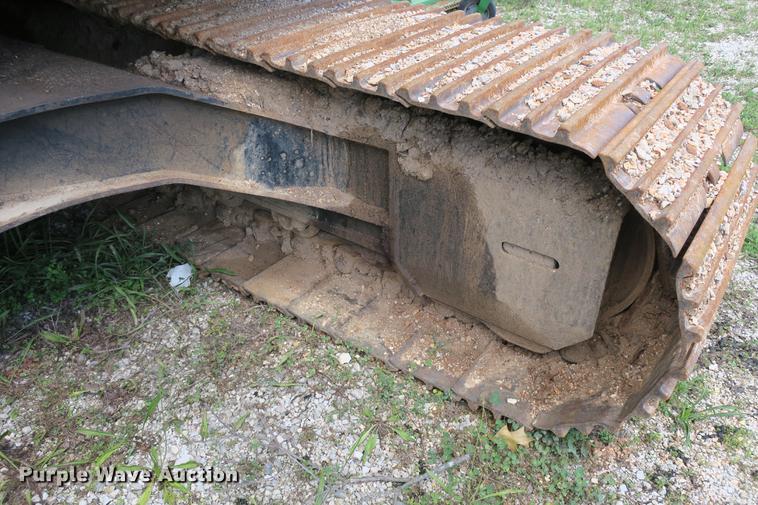 image for item DE3744 2004 John Deere 120C excavator