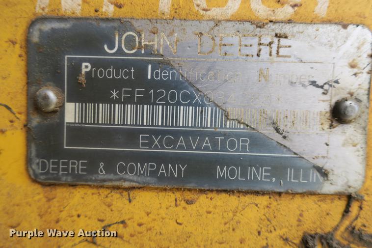 image for item DE3744 2004 John Deere 120C excavator