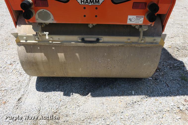 image for item DE3745 Hamm HD-12 double drum vibratory roller