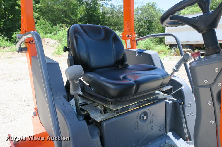 image for item DE3745 Hamm HD-12 double drum vibratory roller