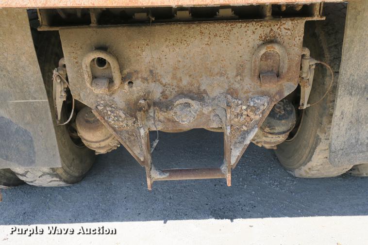 image for item DE3746 2006 International 7400 dump truck