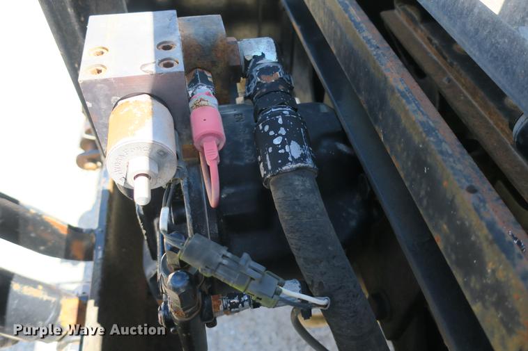 image for item DE3746 2006 International 7400 dump truck