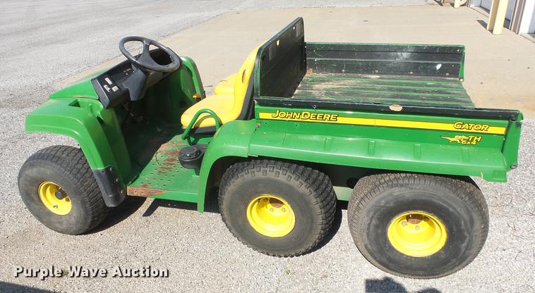 image for item DE7178 2006 John Deere TH Gator utility vehicle