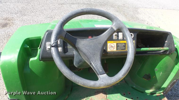 image for item DE7178 2006 John Deere TH Gator utility vehicle