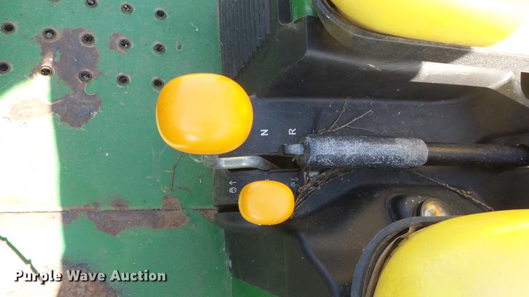 image for item DE7178 2006 John Deere TH Gator utility vehicle