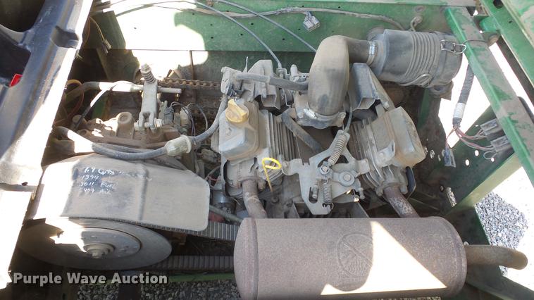 image for item DE7178 2006 John Deere TH Gator utility vehicle