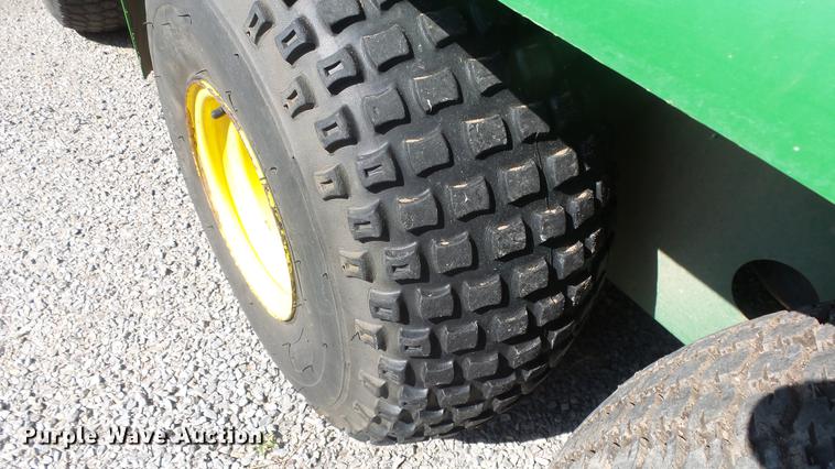 image for item DE7178 2006 John Deere TH Gator utility vehicle