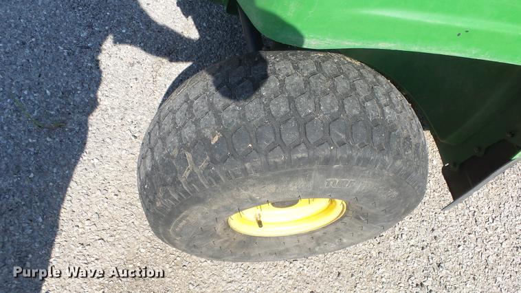 image for item DE7178 2006 John Deere TH Gator utility vehicle